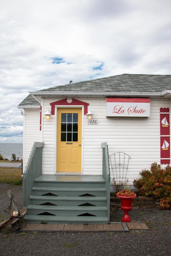 Les Cabines Du Phare Rimouski Exterior foto